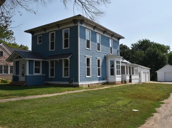 716 4th Ave, Sibley, IA 51249