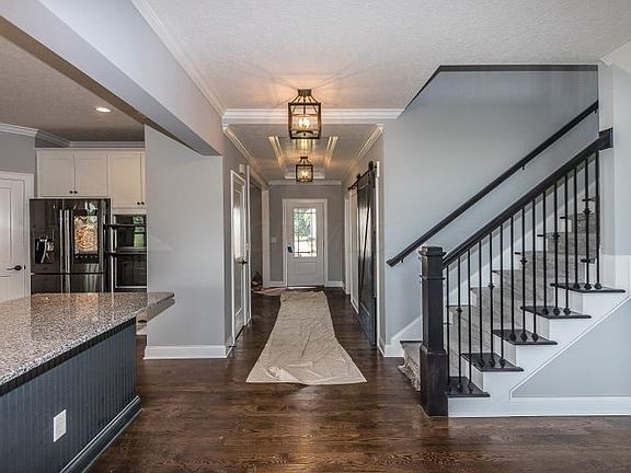 4th image of 1633 Wrenbury Dr