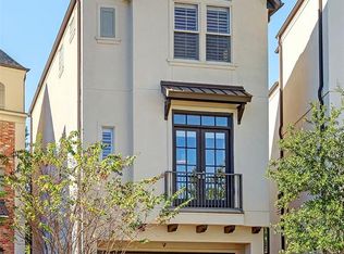 14 Wooded Park Pl, Spring, TX 77380