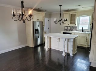 119 Carnegie St #2, Linden, NJ 07036