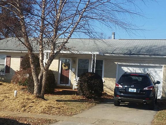 2nd image of 1963 Kingtree Dr