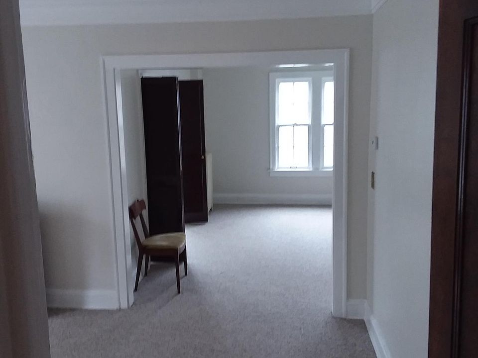 1st image of 2105 Renrock Rd