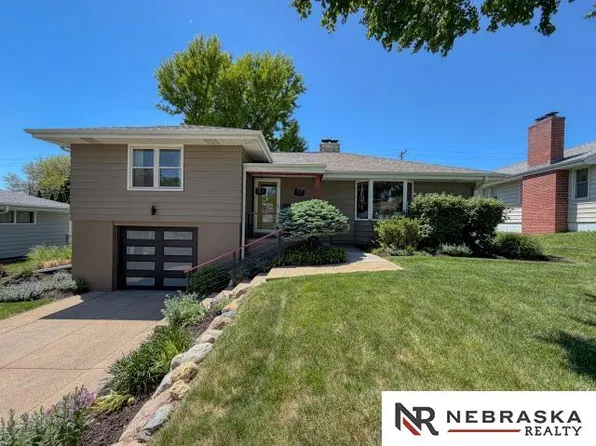 774 N 74th Ave, Omaha, NE 68114