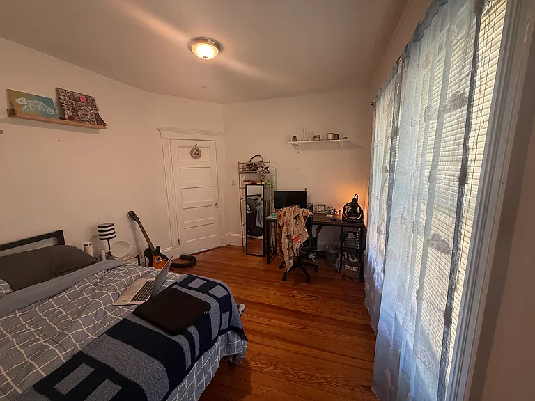 100 W Adams St #A1 — Photo 7