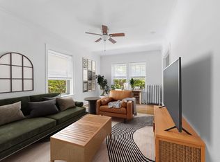 722 Reba Pl APT 2B, Evanston, IL 60202