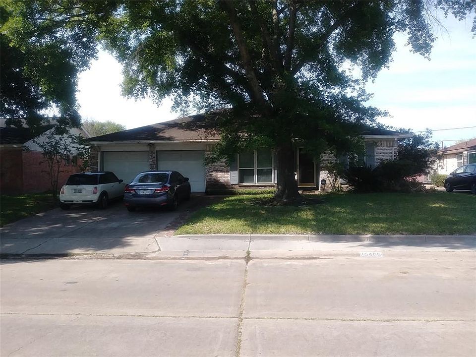 1st image of 15406 W Hutchinson Cir
