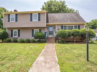 1355 Riveroaks Dr, Colonial Heights, VA 23834