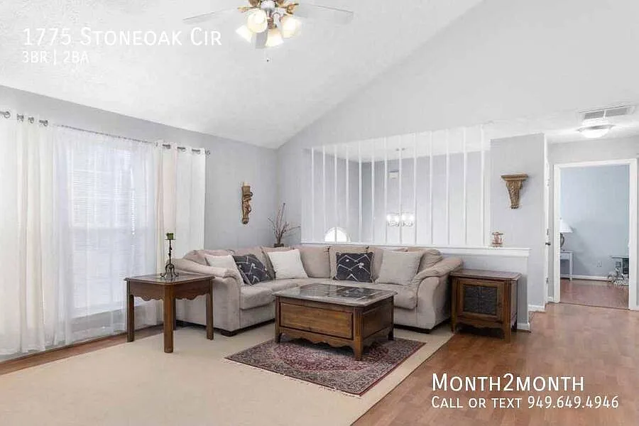 Tranquil Retreat on Stoneoak Cir — Photo 2
