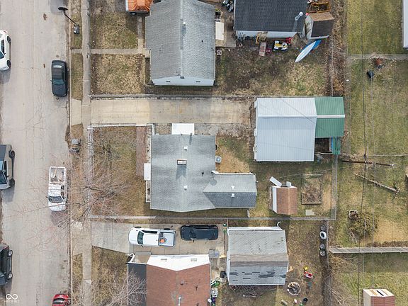 4th image of 2240 Saint Paul St