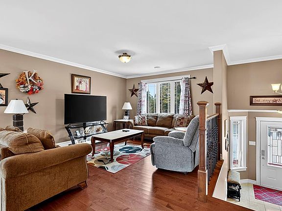 5th image of 93 Springfield Road