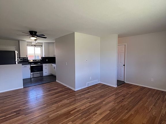 3rd image of 16808-16999 W 8th Pl #16916
