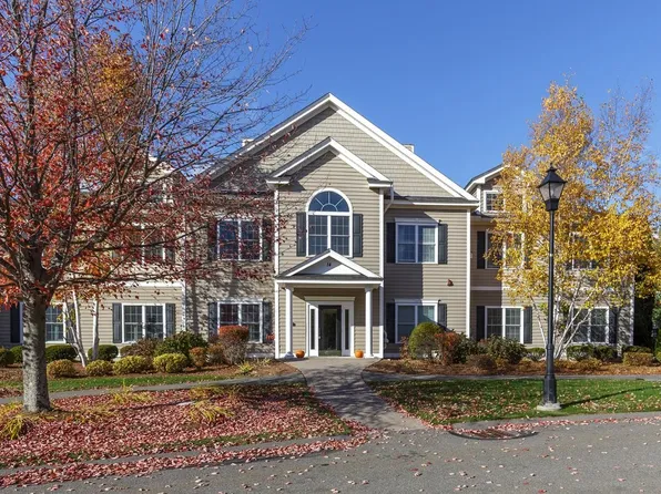 14 Carriage Way #5, Manchester, NH 03102