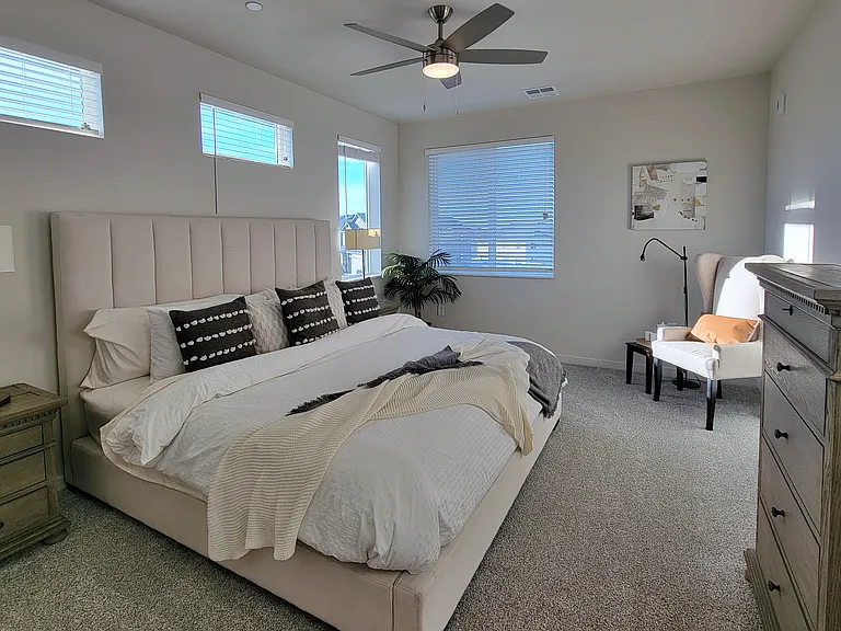 2BD CORNER