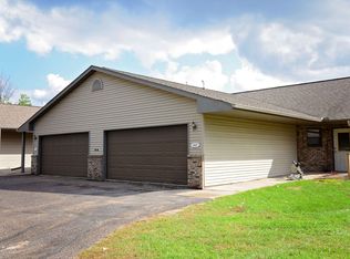 2733 Winsor Dr, Eau Claire, WI 54703