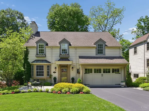 1211 Herschel Woods Ln, Cincinnati, OH 45208