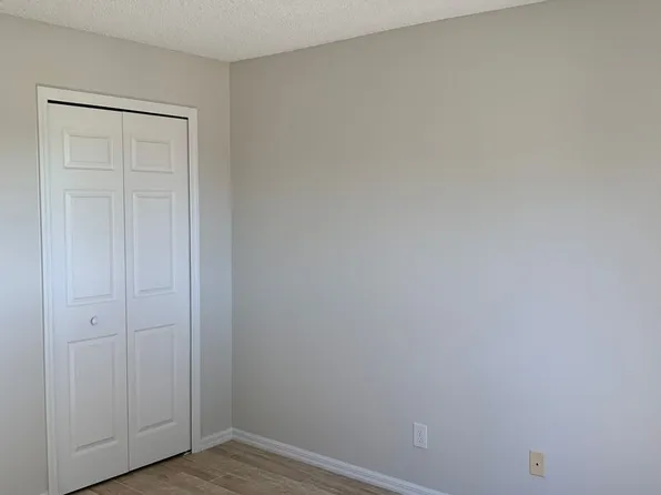 670 Benton Dr, Melbourne, FL 32901