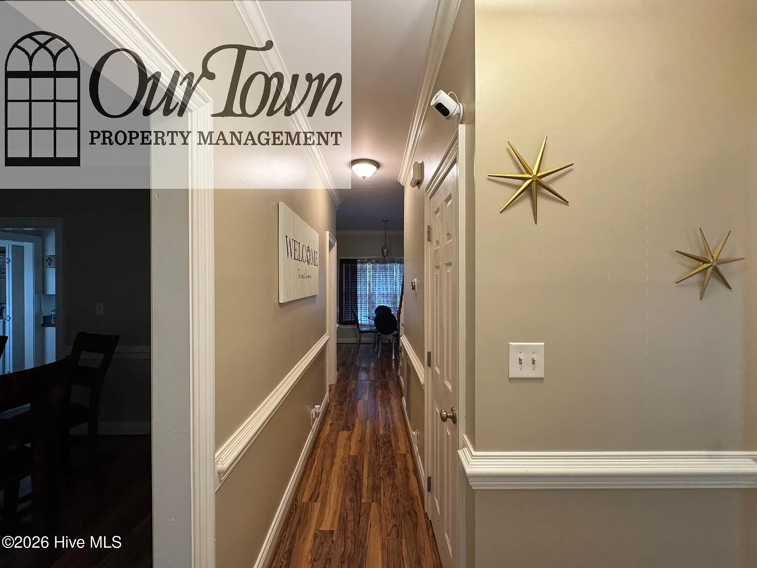 3 bed, 2.5 bath, 2165 sqft, $2,000 — Photo 4