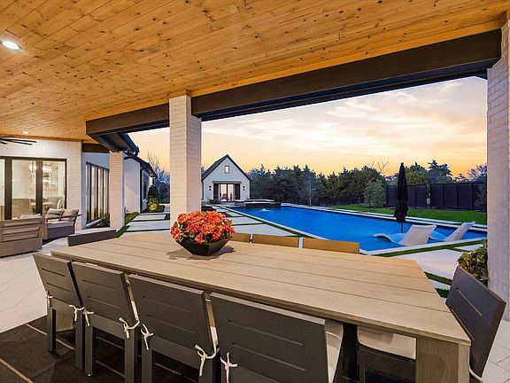 5th image of 450 Sunrise Ridge Dr