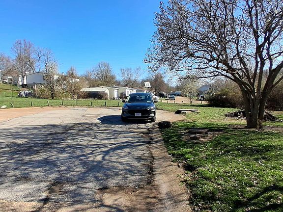 4th image of 4670 Brennan Woods Dr