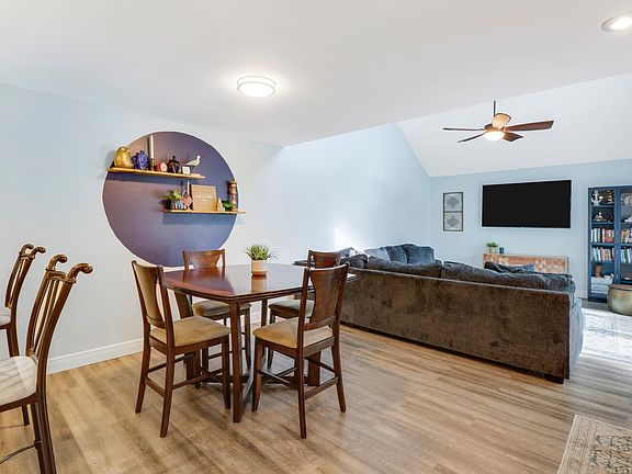 3rd image of 1100 SE Mitchell Ave APT 704