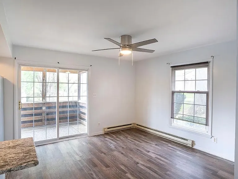 570 Galen Dr — Photo 14