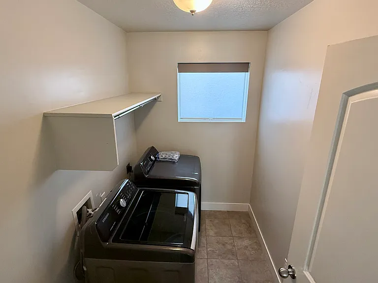 1692 W Quailhill Rd — Photo 25