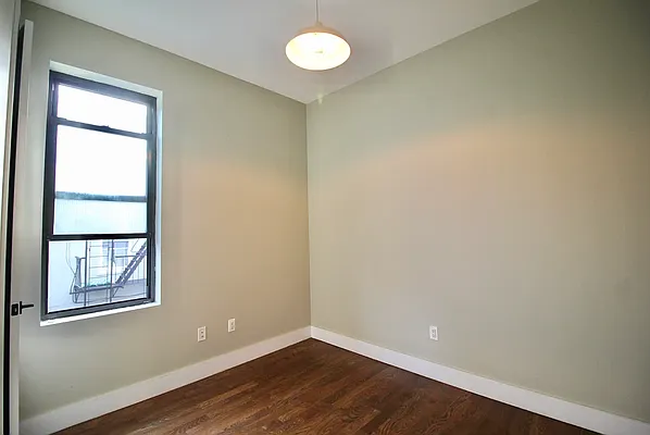 Rented by Hagstrom Management Inc | media 7