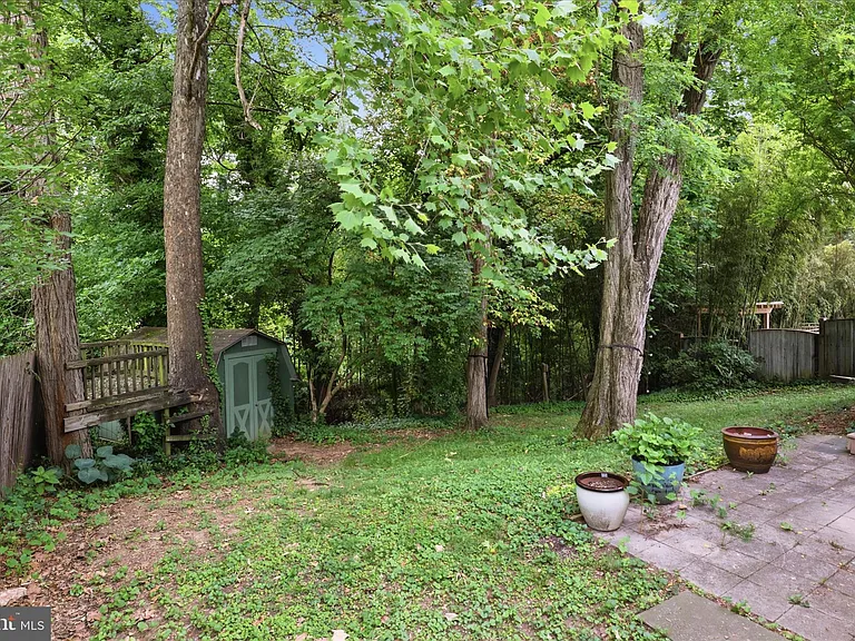 10617 Wheatley St — Photo 20