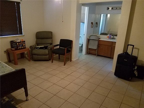 4th image of 12240 Branston Dr