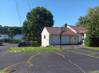 675 W Walton Blvd, Pontiac, MI 48340