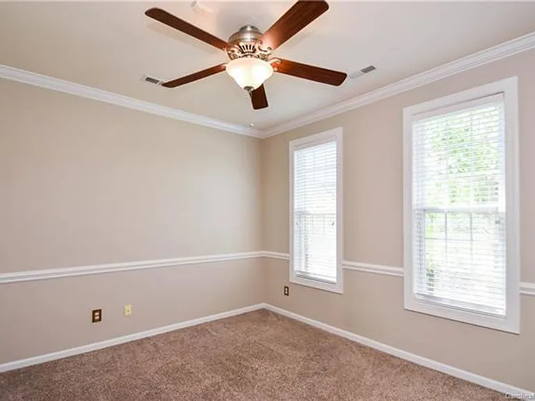 16022 Prescott Hill Ave — Photo 3