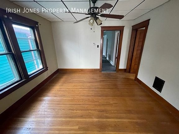 5th image of 73 College St #2