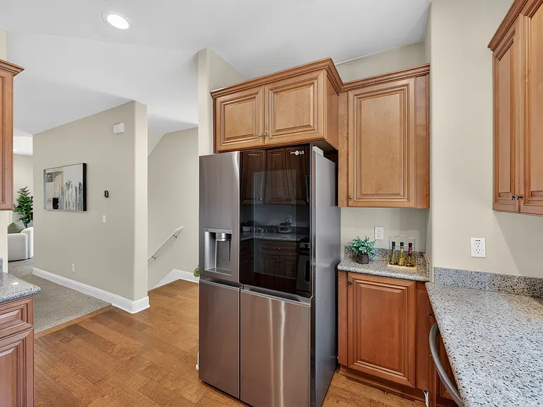 533 Sally Garden Ct — Photo 10
