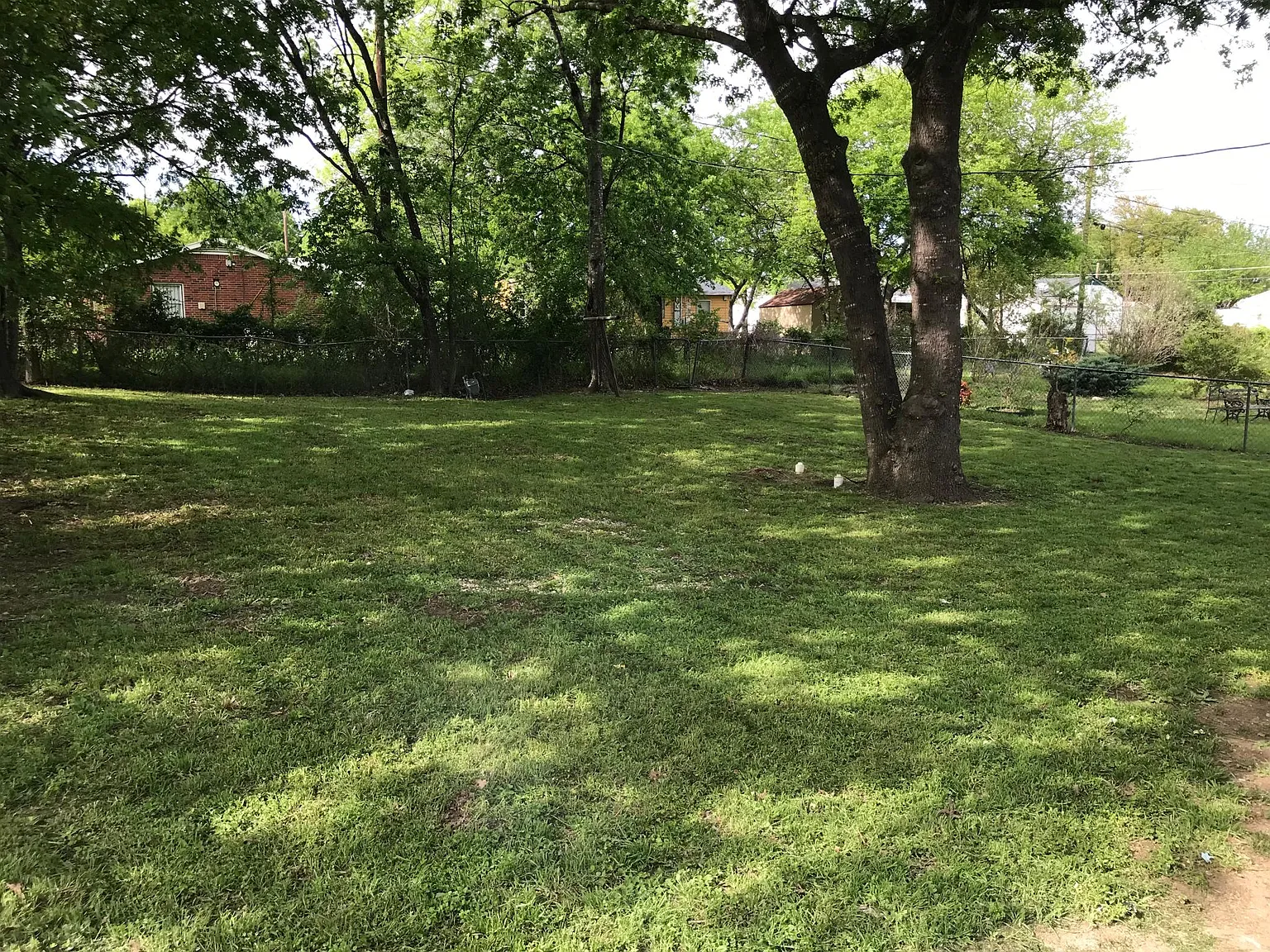 3 bed, 908 sqft, $1,750 — Photo 2