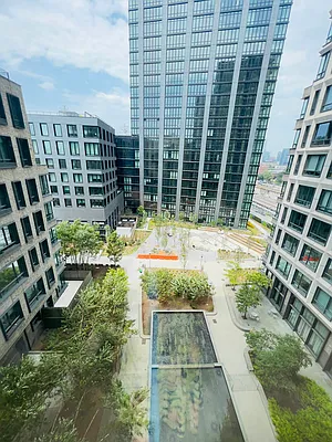 Rented by Jade Stone Real Estate Consulting | media 42