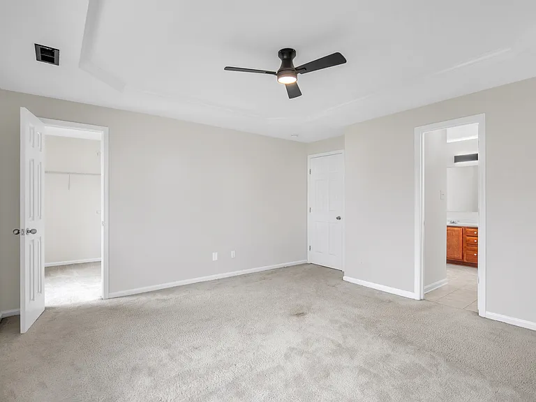 5020 Windflower Dr — Photo 19