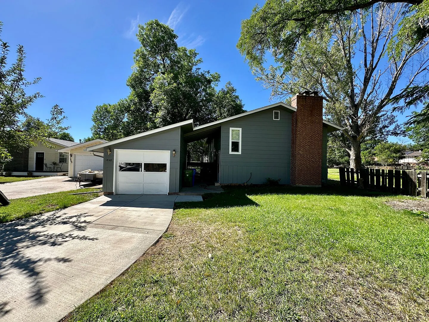 Freshly Updated 4 Bedroom Home — Photo 1