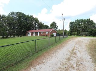 5125 Sugar Grove Rd, Farmington, MO 63640