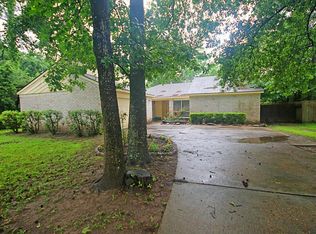 25223 Lynbriar Ln, Spring, TX 77373