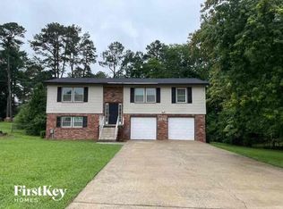 2035 Ocee Dr, Riverdale, GA 30296