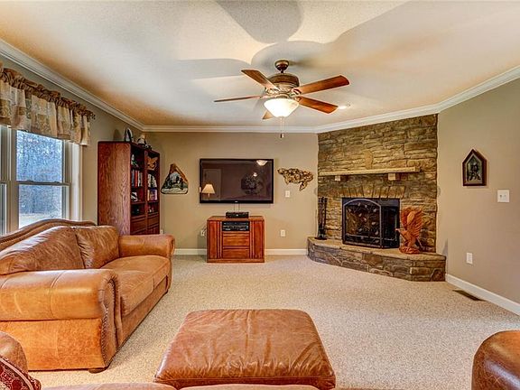 3rd image of 3383 Earl Forbes Dr