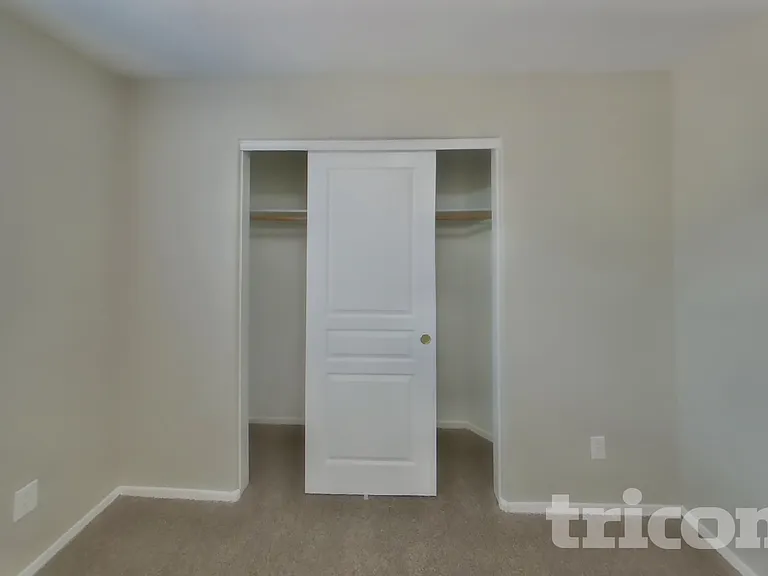 7213 W Pioneer St — Photo 14