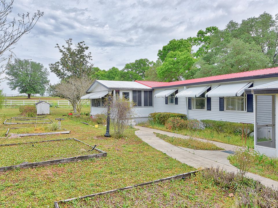 1st image of 3980 SE 150th St