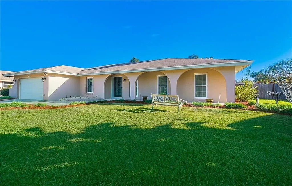 4 bed, 2.5 bath, 2240 sqft, $3,500 — Photo 1