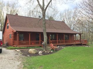 8828 Beckman Rd, Girard, PA 16417