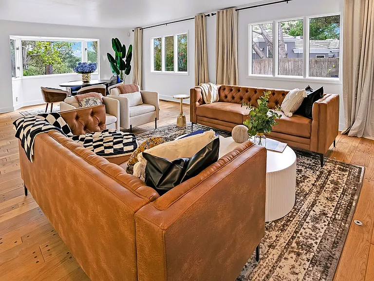 1047 San Carlos Rd — Photo 5
