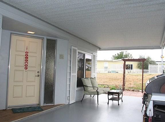5th image of 2250 N Broadway N #33