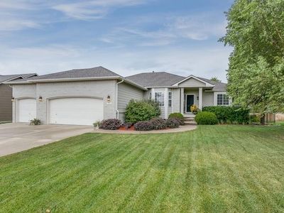 832 N Bedford Ct, Wichita, KS, 67206