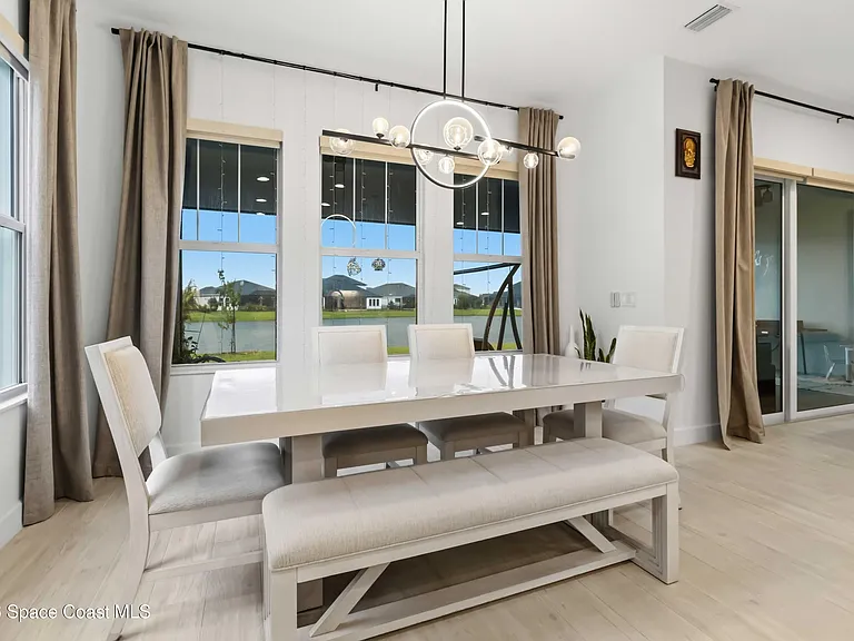 3256 Kamin Dr — Photo 12