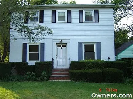 9902 W River Rd photo 1